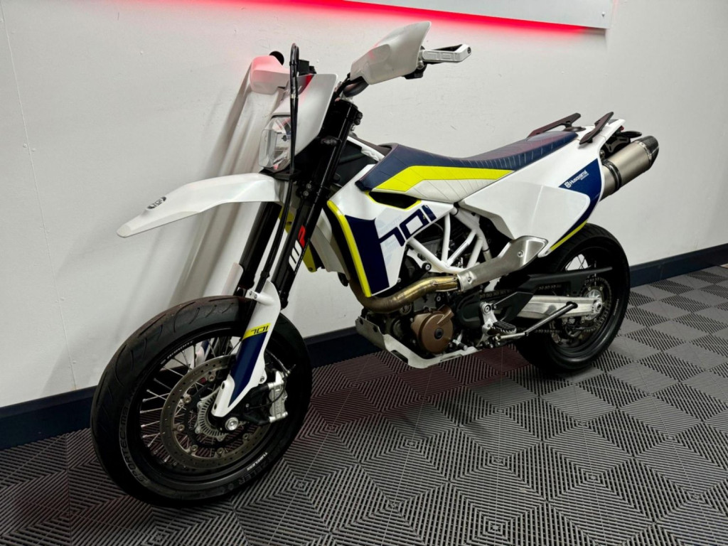 HUSQVARNA 701