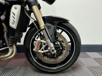 TRIUMPH SPEED TRIPLE 1050