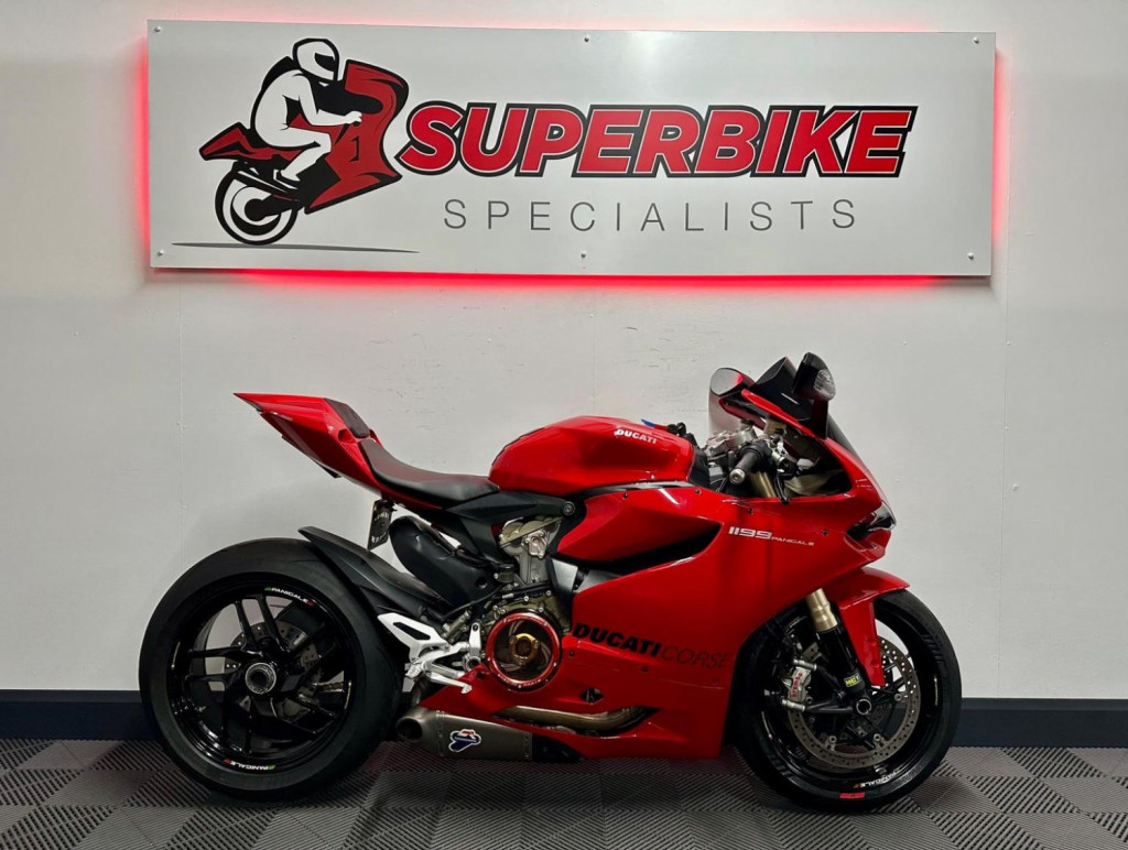 DUCATI 1199 Panigale