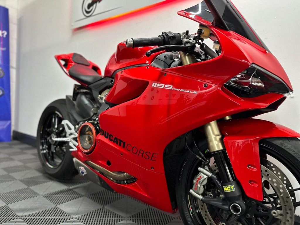 DUCATI 1199 Panigale