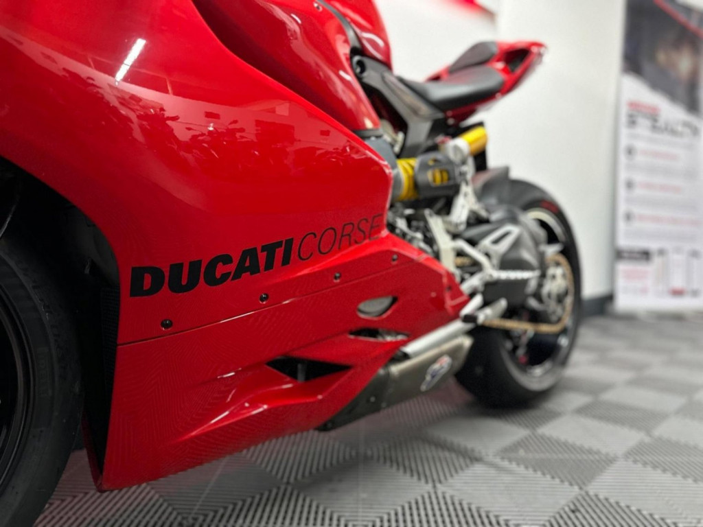 DUCATI 1199 Panigale