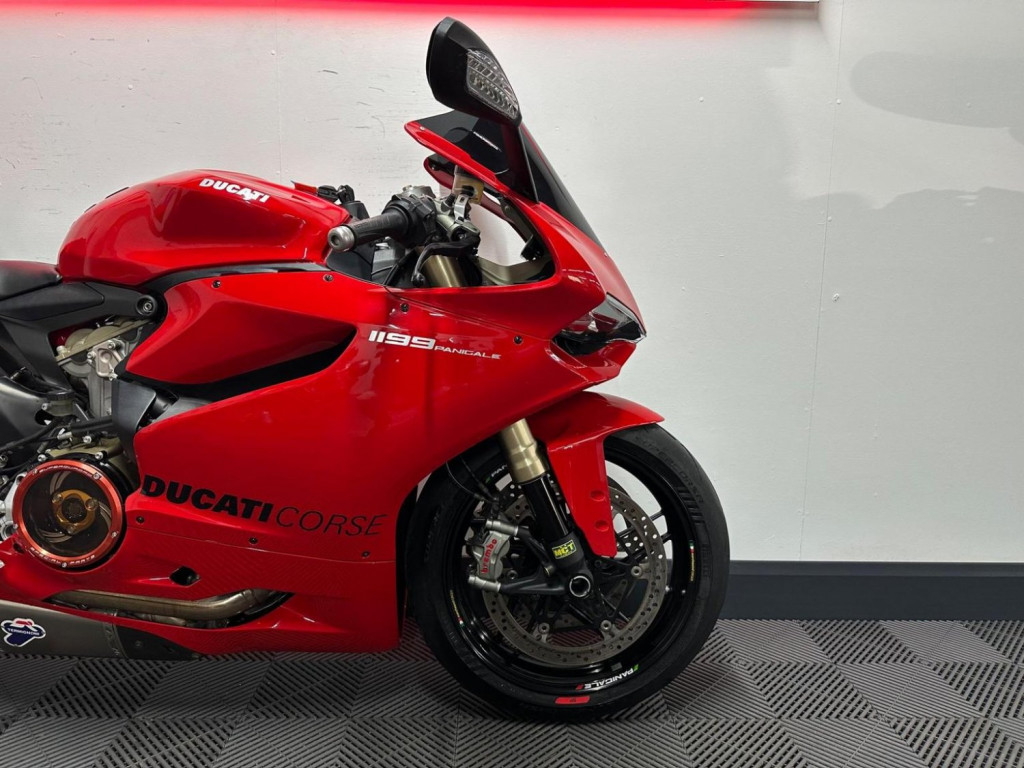 DUCATI 1199 Panigale