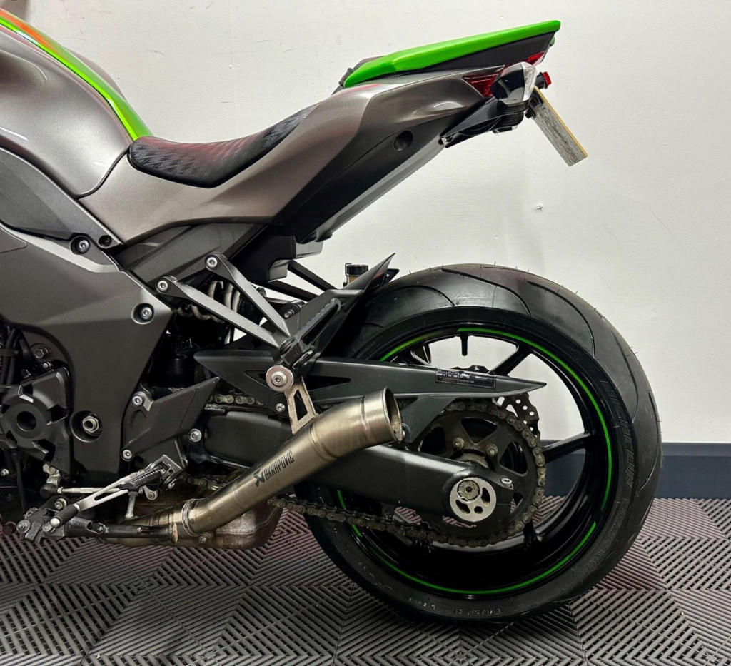 KAWASAKI Z1000