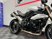 TRIUMPH SPEED TRIPLE 1050