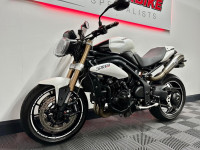 TRIUMPH SPEED TRIPLE 1050