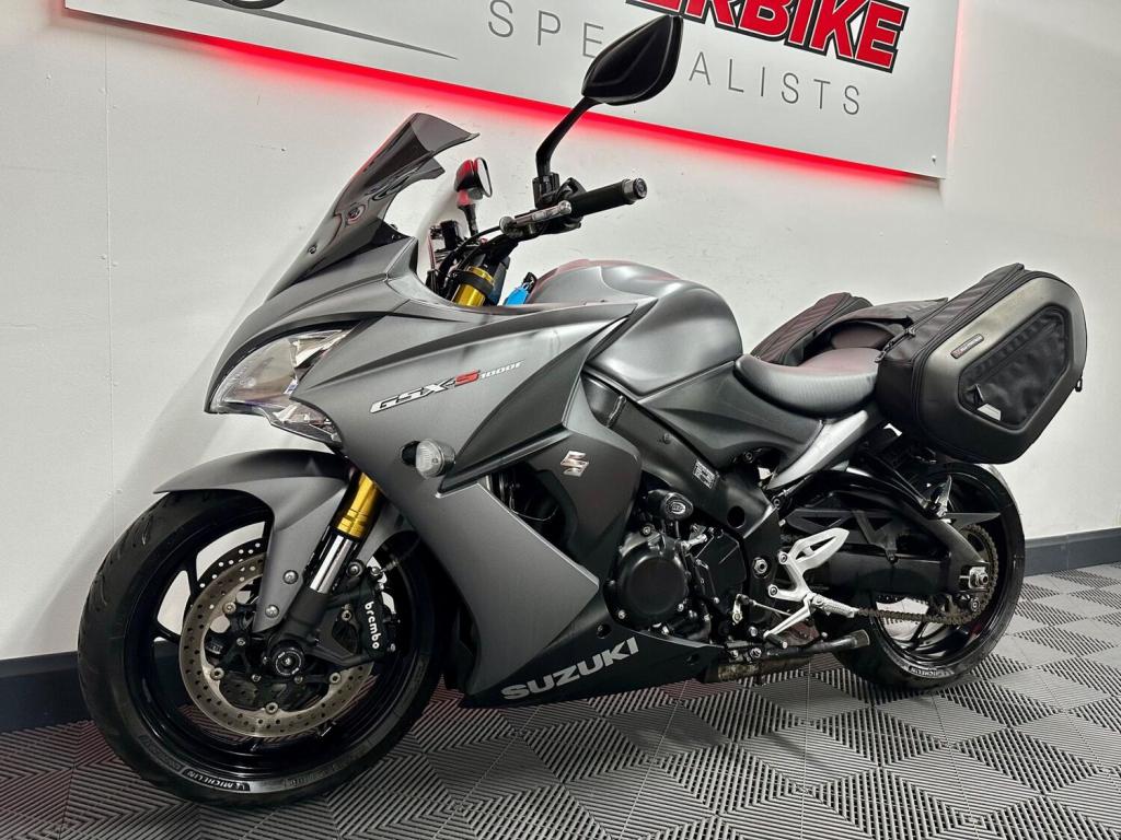SUZUKI GSX-S1000F