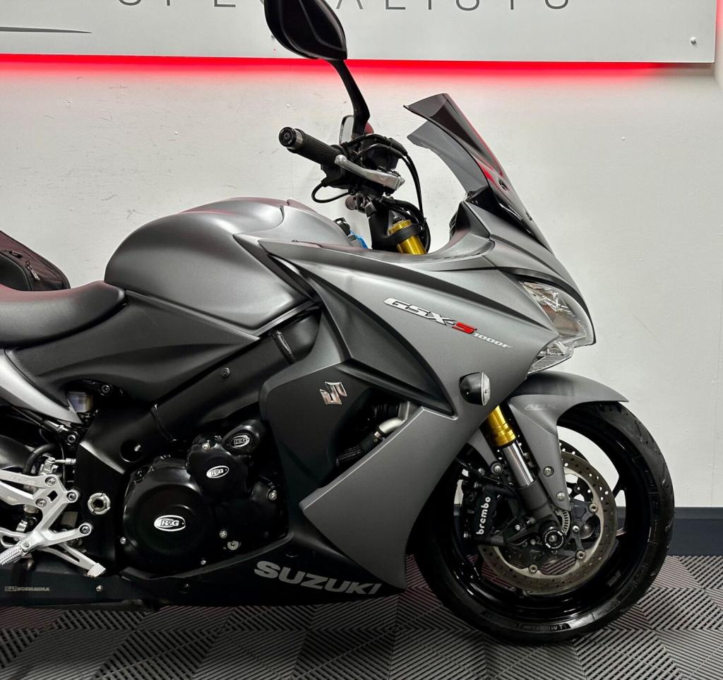 SUZUKI GSX-S1000F