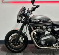 TRIUMPH SPEED TWIN