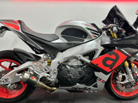 APRILIA RSV4