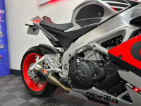 APRILIA RSV4