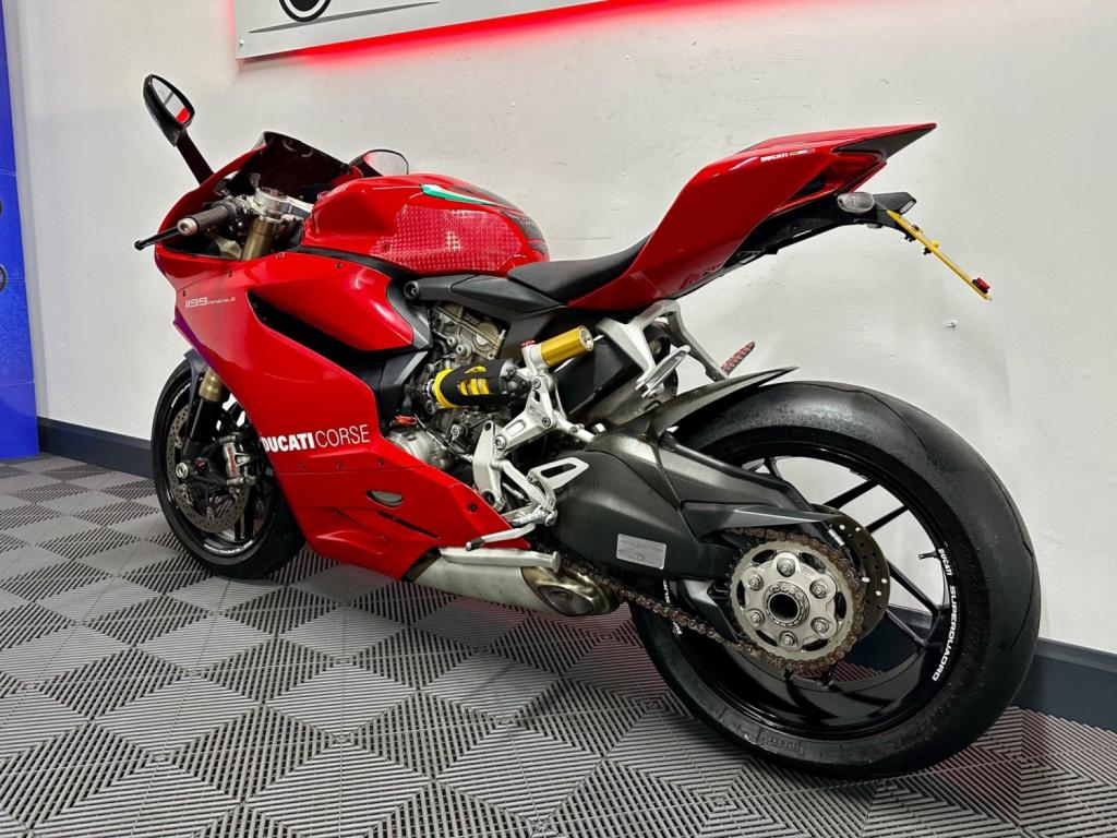DUCATI 1199 Panigale
