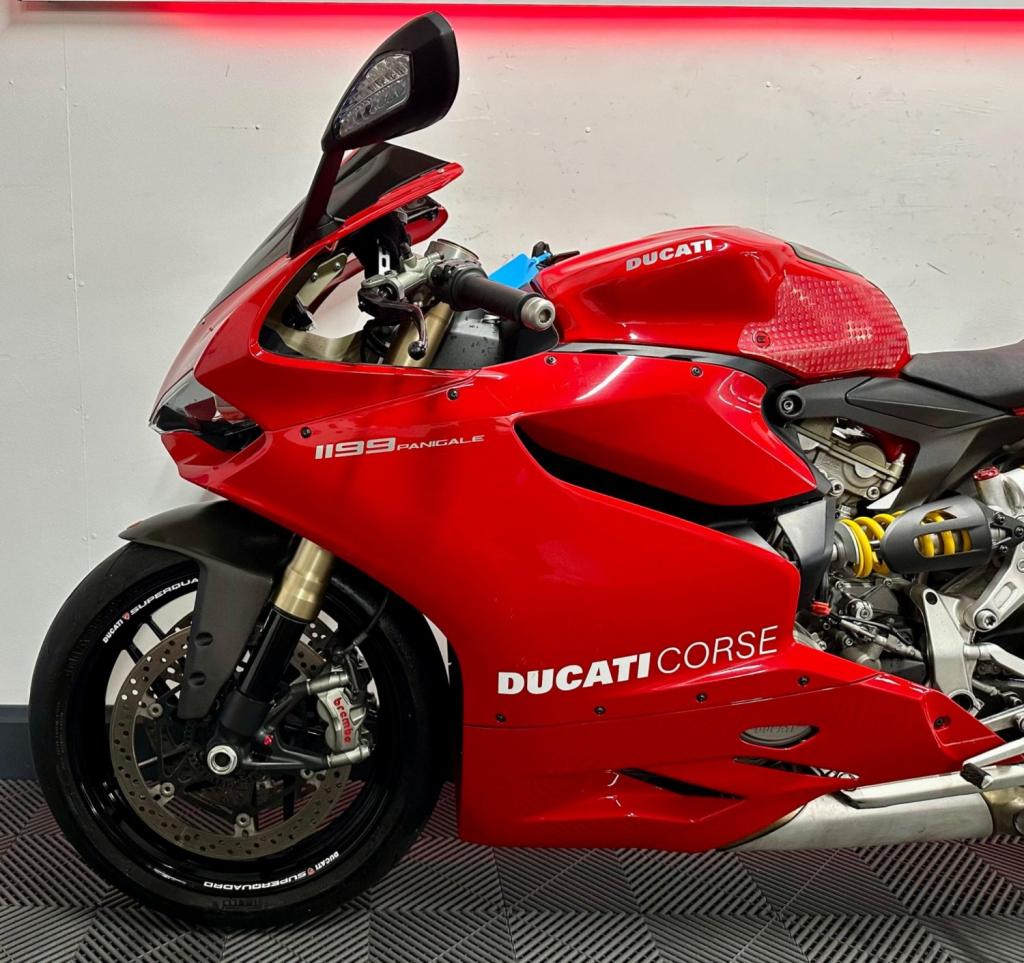 DUCATI 1199 Panigale