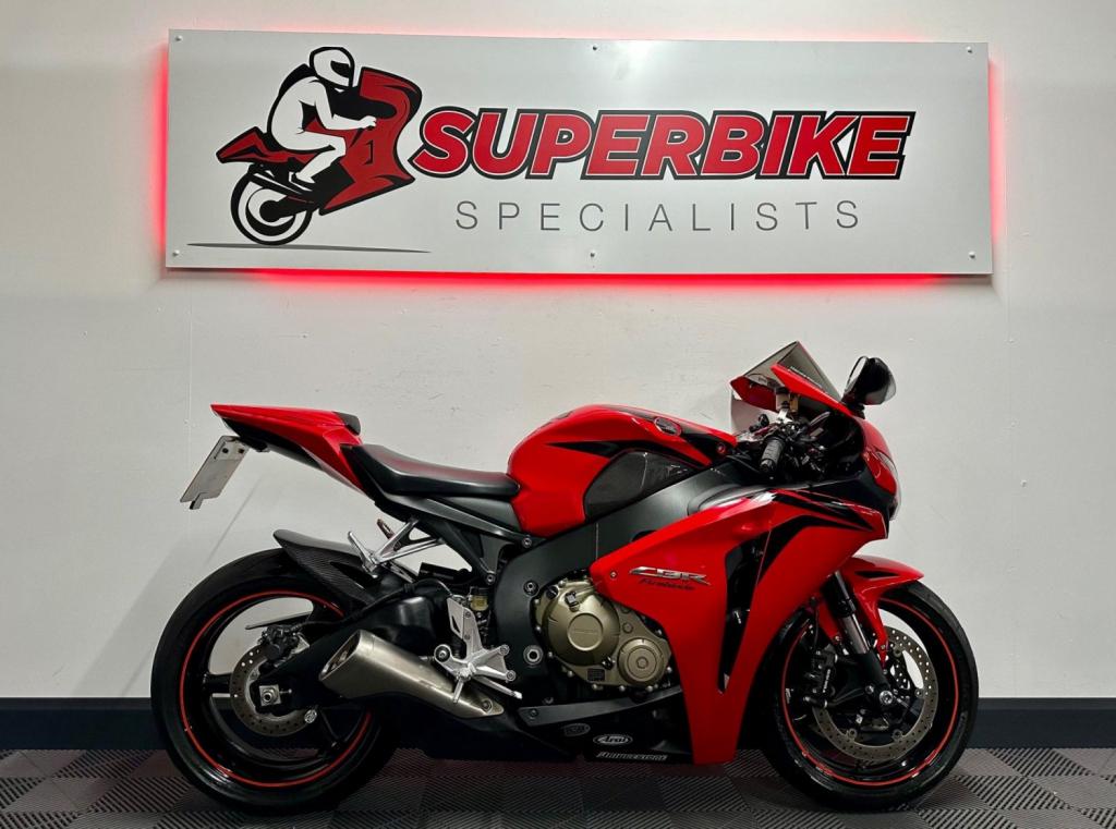 HONDA CBR1000RR Fireblade