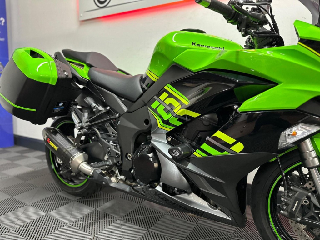 KAWASAKI Z1000