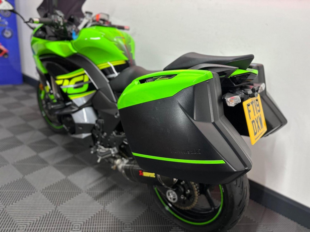 KAWASAKI Z1000