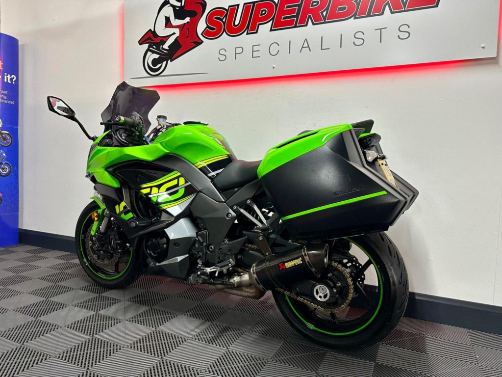 KAWASAKI Z1000