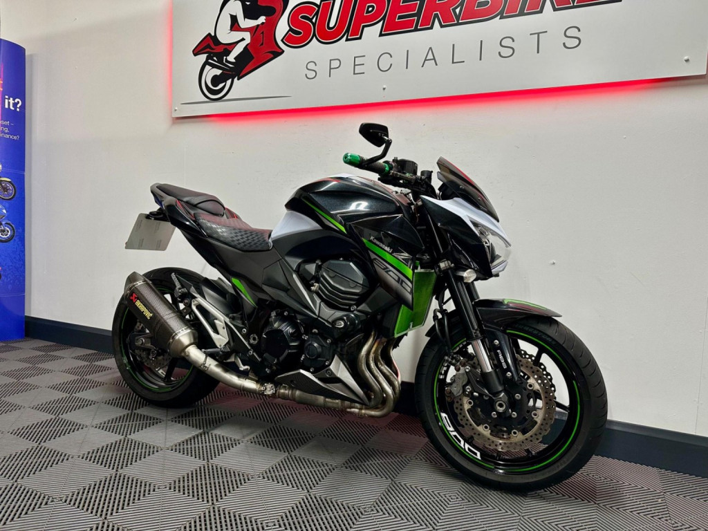 KAWASAKI Z800