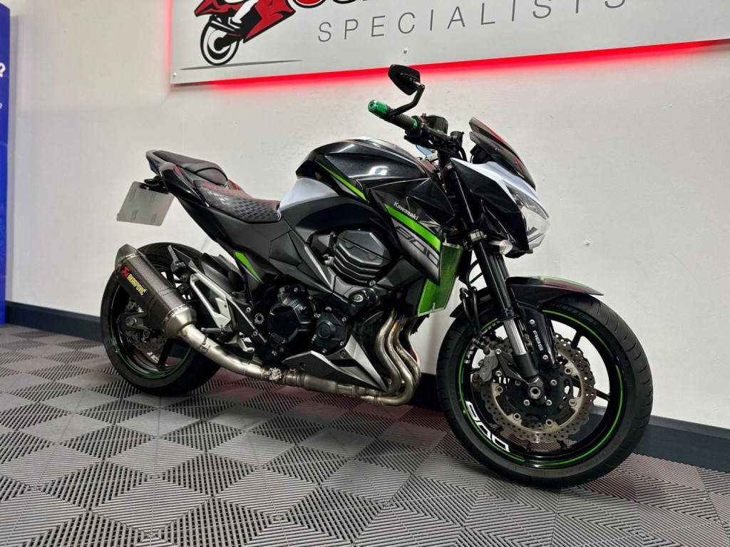 KAWASAKI Z800