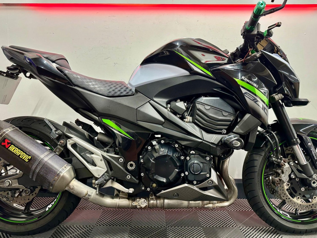 KAWASAKI Z800