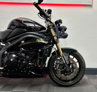 TRIUMPH SPEED TRIPLE 1050