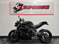TRIUMPH SPEED TRIPLE 1050