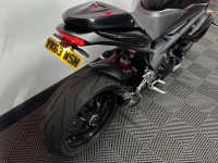 TRIUMPH SPEED TRIPLE 1050