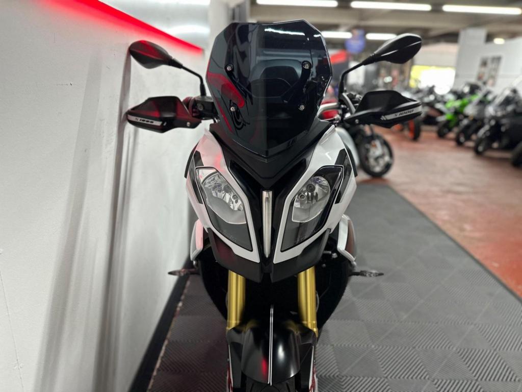 BMW S1000XR