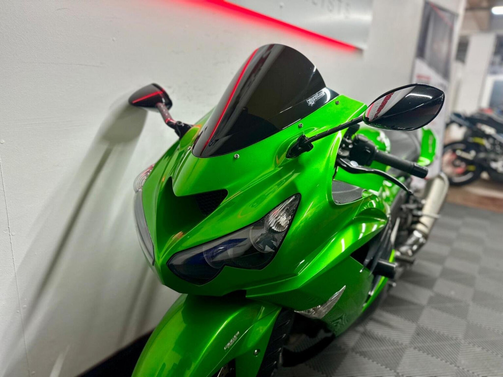 KAWASAKI ZZR1400