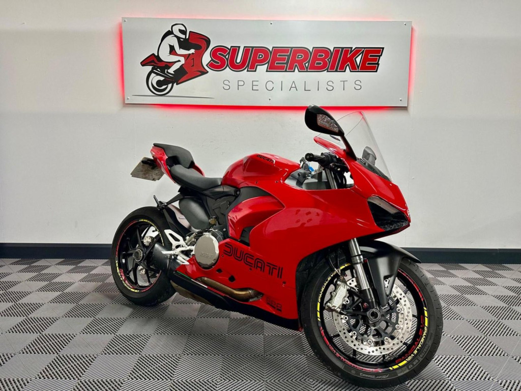 DUCATI PANIGALE V2