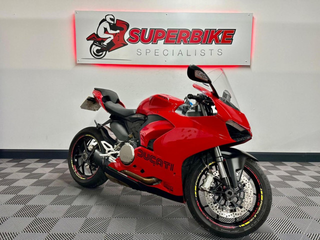 DUCATI PANIGALE V2