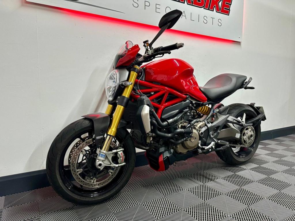 DUCATI MONSTER 1200
