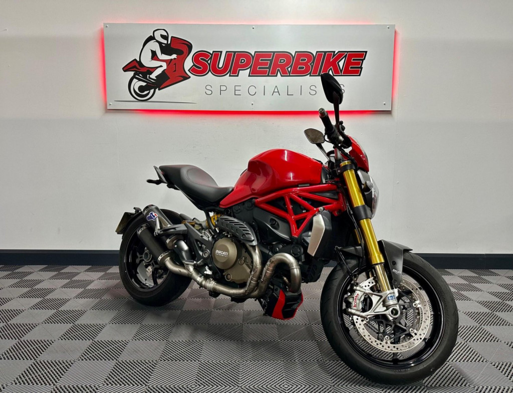 DUCATI MONSTER 1200