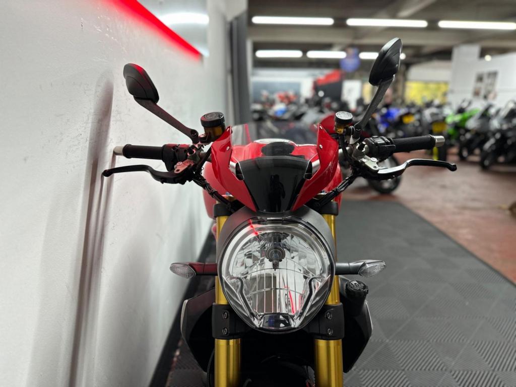 DUCATI MONSTER 1200