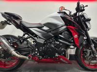 SUZUKI GSX-S750