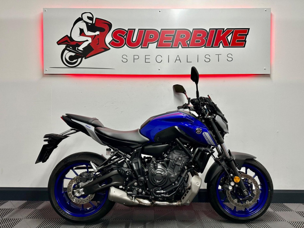 YAMAHA MT-07