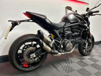DUCATI Monster