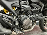 DUCATI Monster
