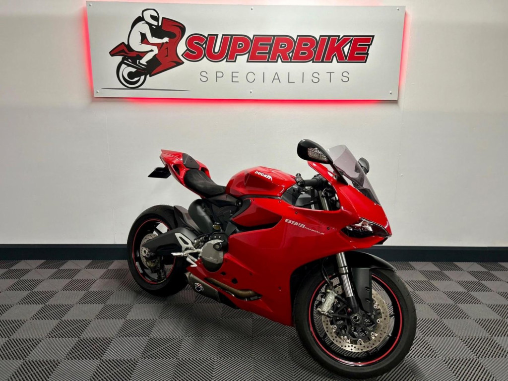 DUCATI 899 Panigale