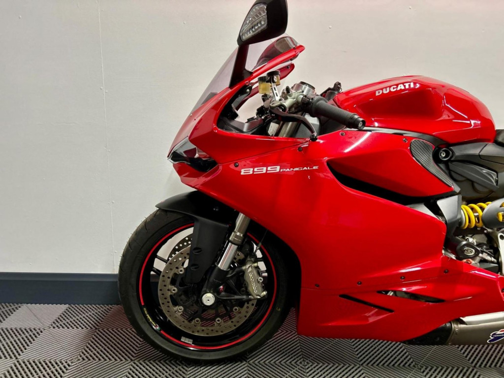 DUCATI 899 Panigale