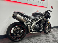 TRIUMPH SPEED TRIPLE 1050