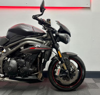 TRIUMPH SPEED TRIPLE 1050