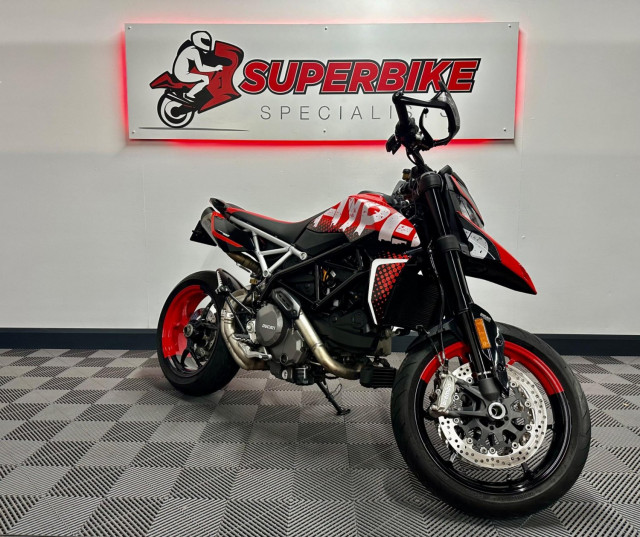 DUCATI Hypermotard
