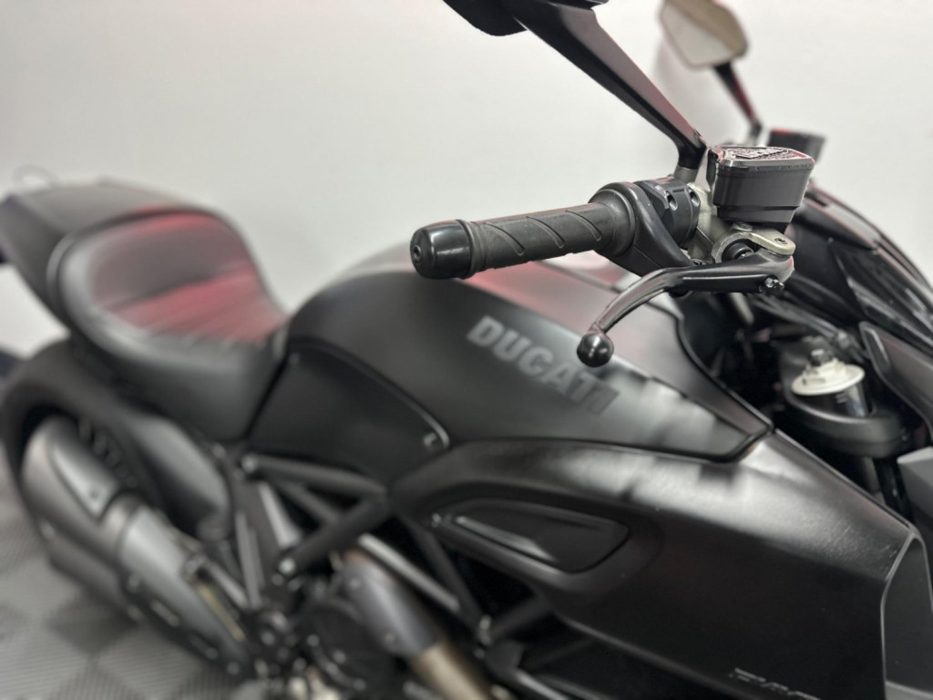 DUCATI DIAVEL