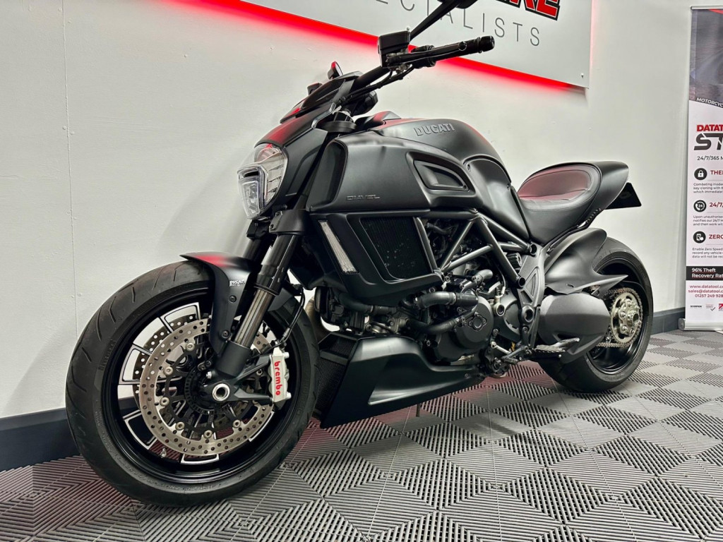 DUCATI DIAVEL