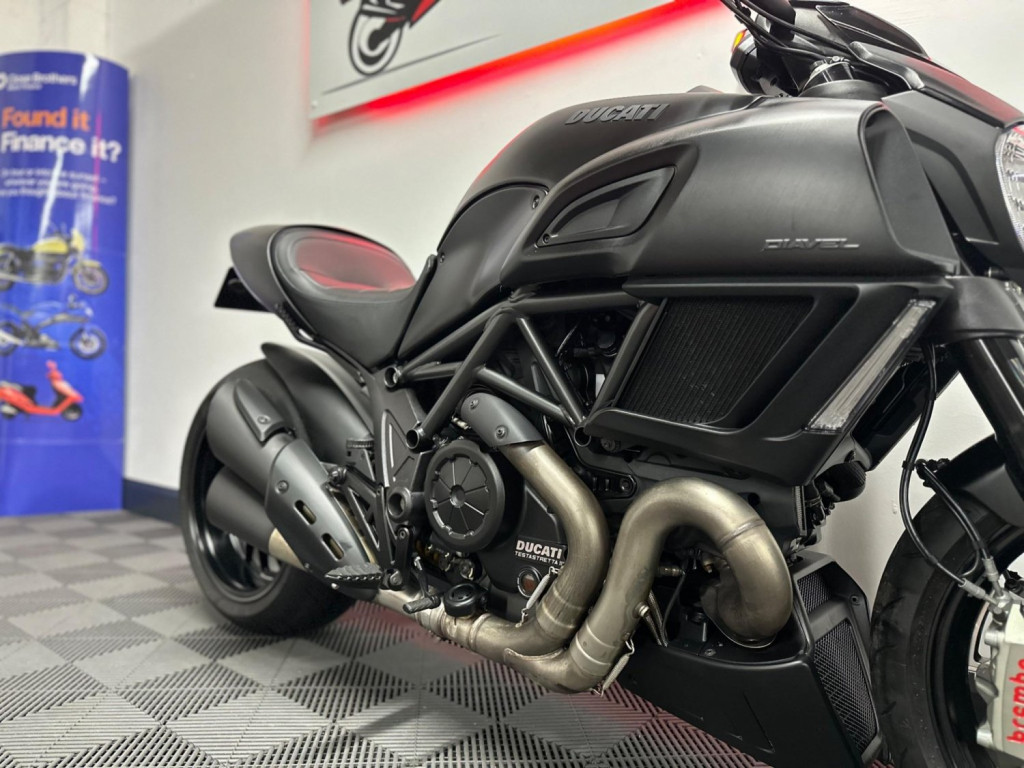 DUCATI DIAVEL