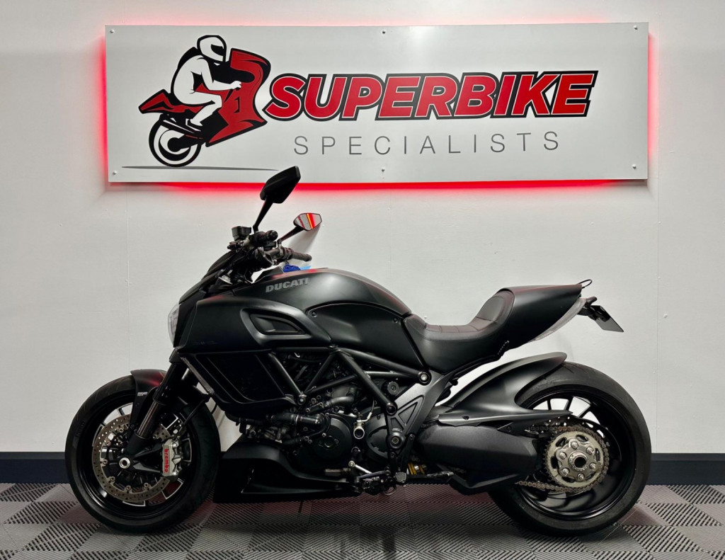 DUCATI DIAVEL
