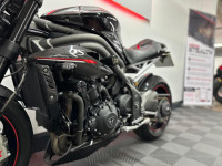 TRIUMPH SPEED TRIPLE 1050