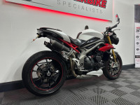 TRIUMPH SPEED TRIPLE 1050