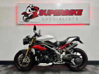 TRIUMPH SPEED TRIPLE 1050