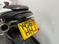 TRIUMPH SPEED TRIPLE 1050